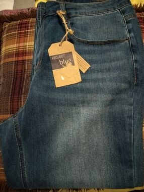 Super Cute NWT Jeans